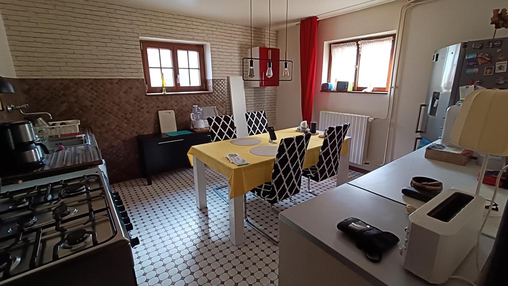 Prive Avec Piscine, Fibre Et Netflix Appartement *